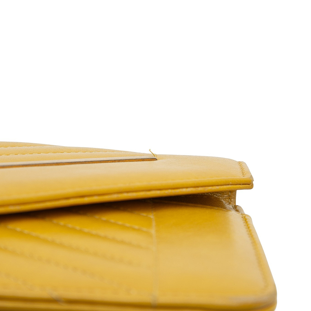 Pre-Loved Chanel Small Reversed Chevron Lambskin Flap - Picture 10 of 12